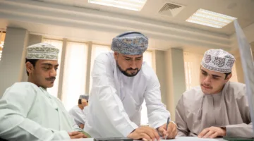 إطلاق مبادرات شبابية في القطاعات الزراعية والبحرية والتكنولوجية