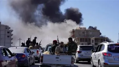 السويداء: مركز الصراع.. القوات السورية على الأرض والضغوط الإسرائيلية من السماء وانقسام الطائفة الدرزية السويداء: مركز الصراع.. القوات السورية على الأرض والضغوط الإسرائيلية من السماء وانقسام الطائفة الدرزية
