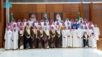 أمير المنطقة الشرقية يستقبل مجلس إدارة جمعية السرطان السعودية