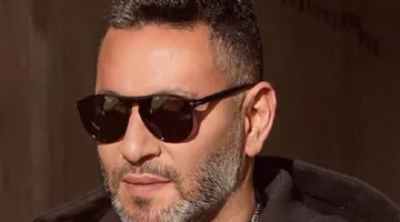 زياد برجي يتأثر بشدة خلال جنازة شقيقه.. ناصيف زيتون ورحمة رياض وغيرهم يقدمون له الدعم
