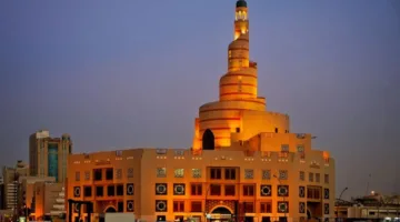 مركز الشيخ عبدالله بن زيد ينظم برنامج توعوي صحي لعمال شركتي الديار القطرية وبناء قطر