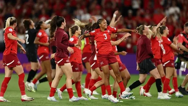 إلغاء تمرين منتخب سويسرا قبل اللقاء مع إسبانيا في بطولة يورو 2025 للسيدات إلغاء تمرين منتخب سويسرا قبل اللقاء مع إسبانيا في بطولة يورو 2025 للسيدات