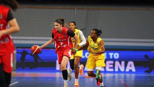 منتخب كرة السلة النسائي يحقق فوزًا وديًا على رواندا استعدادًا لبطولة الأفروباسكت منتخب كرة السلة النسائي يحقق فوزًا وديًا على رواندا استعدادًا لبطولة الأفروباسكت