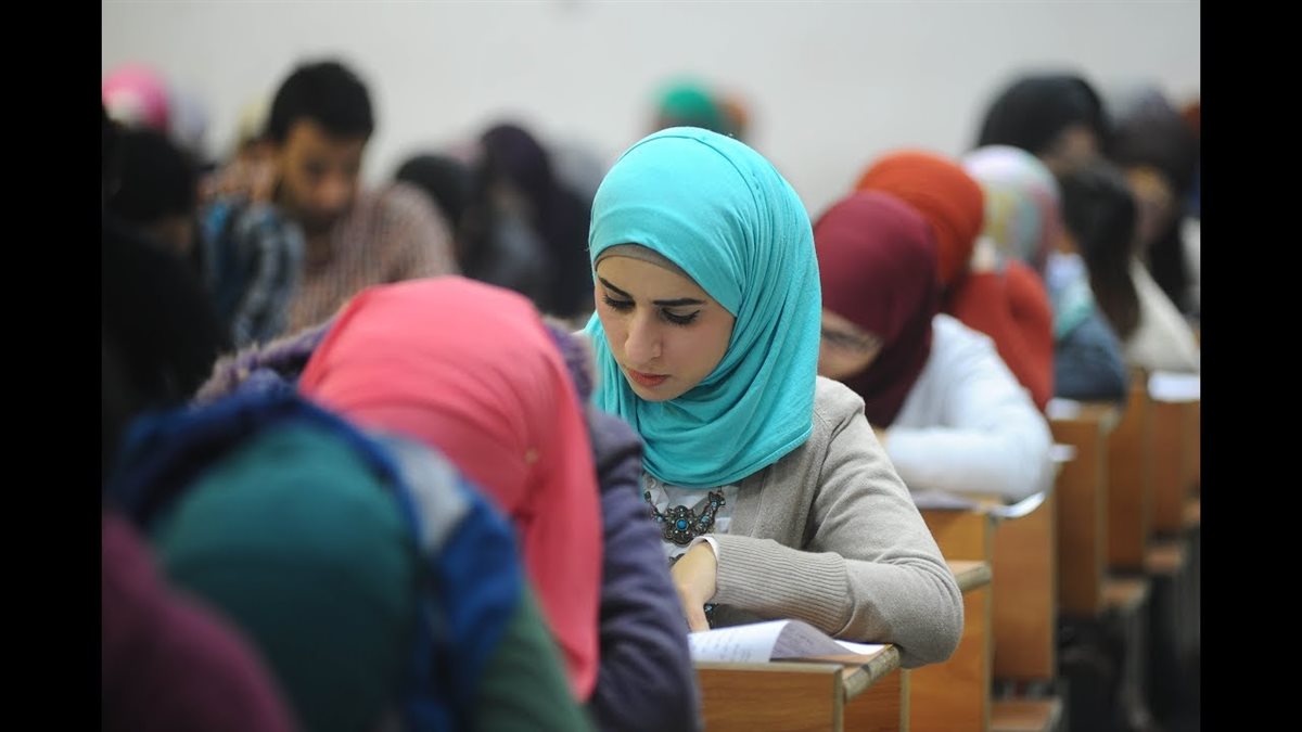 طلاب الثانوية العامة