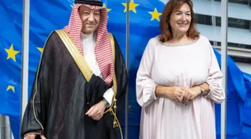 نائب وزير الخارجية يجتمع بالمفوضة الأوروبية المعنية بشؤون البحر الأبيض المتوسط