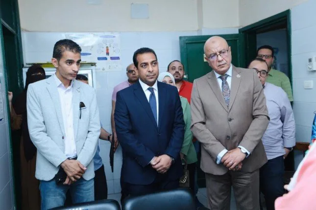 نائب محافظ قنا يشارك في بداية المرحلة الثالثة من حملة “100 يوم صحة” نائب محافظ قنا يشارك في بداية المرحلة الثالثة من حملة “100 يوم صحة”