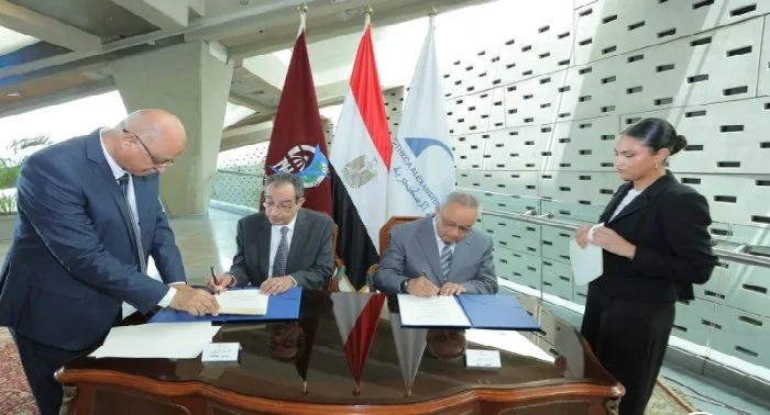 توقيع مذكرة تفاهم بين مكتبة الإسكندرية وجامعة الفيوم في مجال الحوسبة المتطورة.