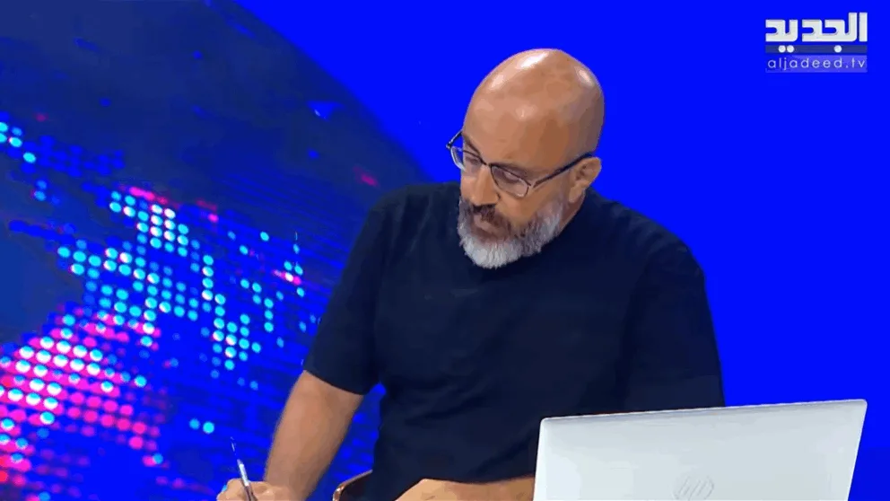 رياض قبيسي يرد على مزاعم جبران باسيل بشأن الكازينو (بث مباشر) رياض قبيسي يرد على مزاعم جبران باسيل بشأن الكازينو (بث مباشر)