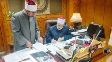 وكيل الأزهر يوافق على نتائج امتحانات رواق الخط العربي والزخرفة في المحافظات