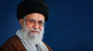 “نراكم ونتواصل معكم.. نعلم كل ما يحدث” – خامنئي يرد على رسالة يوآف غالانت، وزير الحرب الإسرائيلي الأسبق.