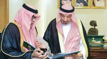 أمير نجران يستعرض مشاريع وخدمات فرع وزارة العدل في المنطقة