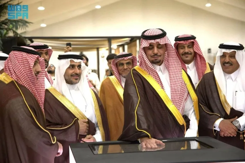 محافظ الدرعية يطلق موسم تمور الدرعية ويُثني على جهود وزارة البيئة في تحسين جودة تمور المملكة محافظ الدرعية يطلق موسم تمور الدرعية ويُثني على جهود وزارة البيئة في تحسين جودة تمور المملكة