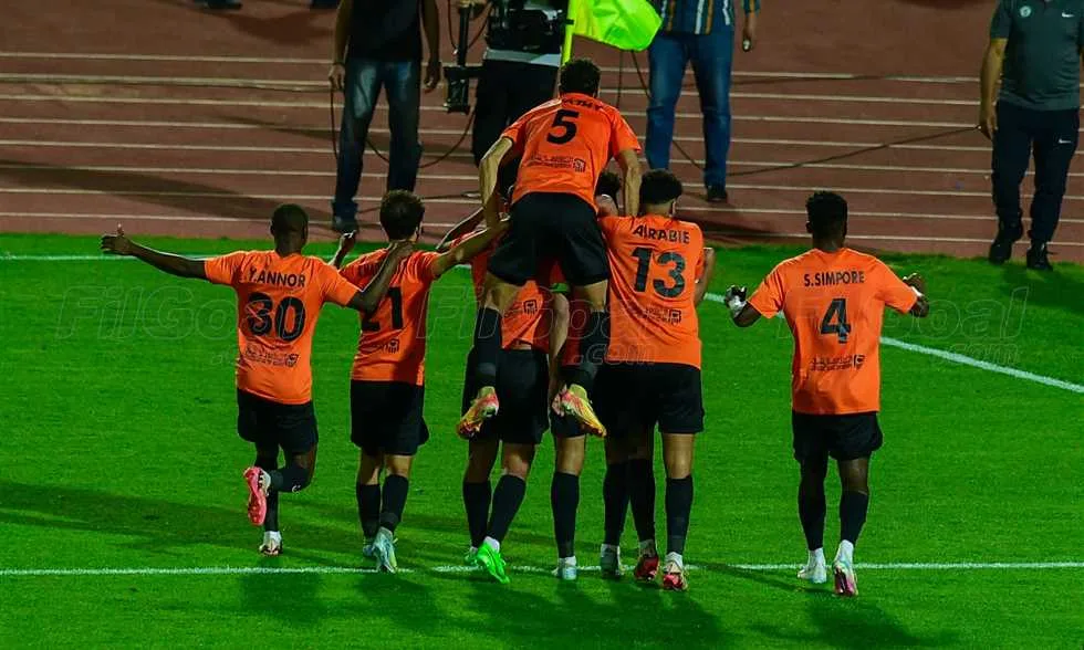 خبر في الجول – فاركو ينجز اتفاقية استعارة لاعب من البنك الأهلي خبر في الجول – فاركو ينجز اتفاقية استعارة لاعب من البنك الأهلي