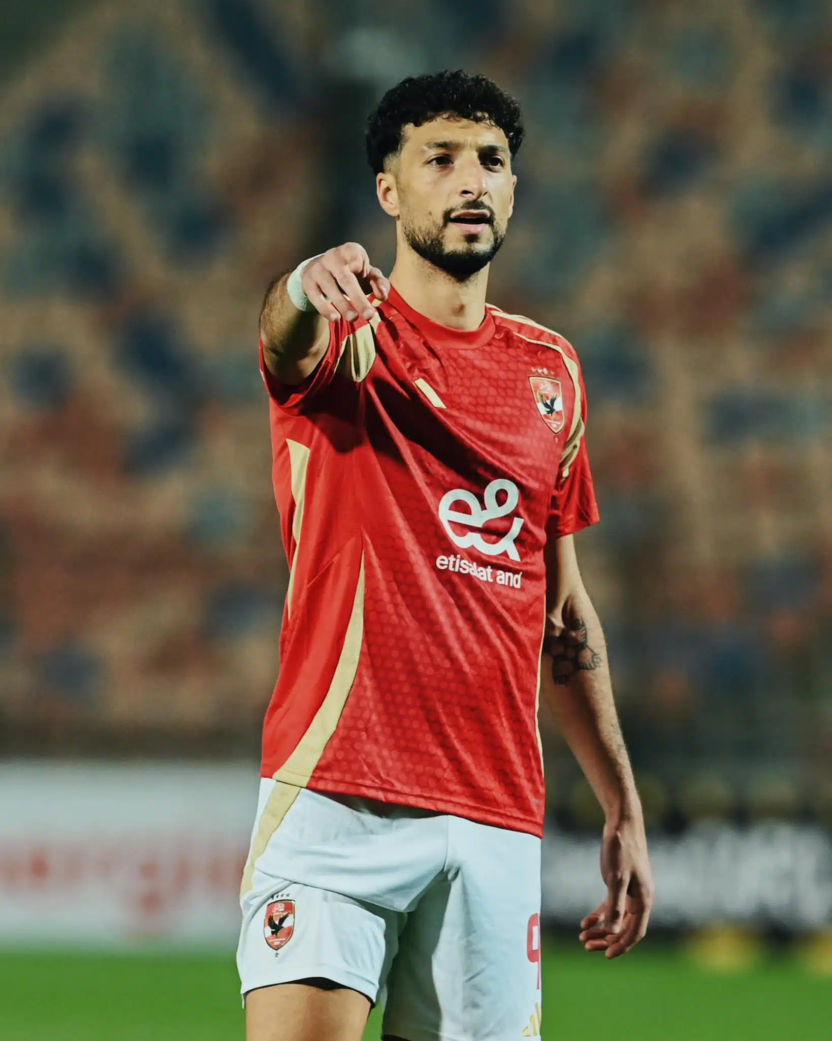 وسام أبو علي يهرب من معسكر تونس.. ورد فعل أهلاوي محرج بعد العرض الأمريكي