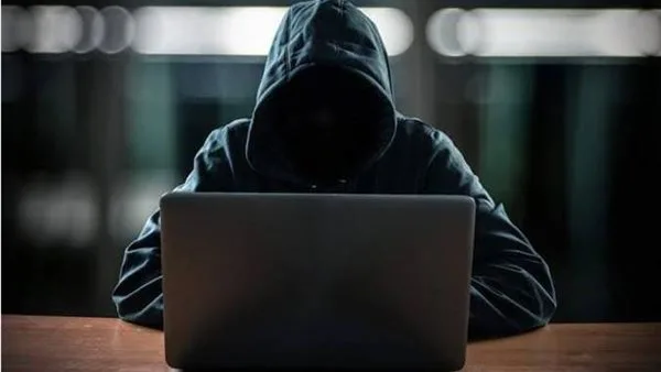 شاب يتحدث عن تعرضه للاحتيال الإلكتروني: فقد أكثر من 220 ألف جنيه خلال 5 أسابيع شاب يتحدث عن تعرضه للاحتيال الإلكتروني: فقد أكثر من 220 ألف جنيه خلال 5 أسابيع