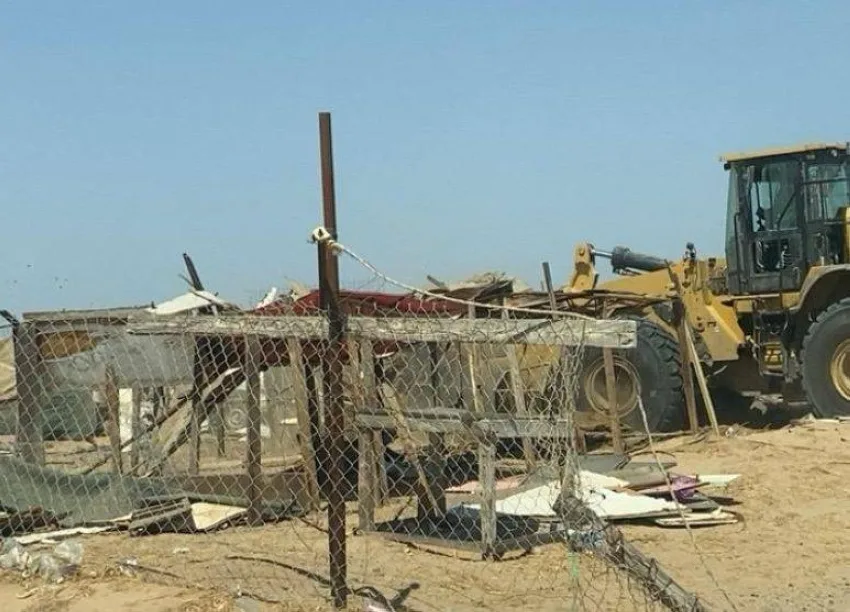 أمانة محافظة جدة تتخلص من 30 حظيرة غير نظامية في منطقة بلدية ذهبان الفرعية أمانة محافظة جدة تتخلص من 30 حظيرة غير نظامية في منطقة بلدية ذهبان الفرعية
