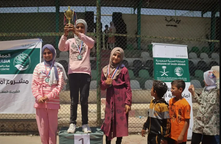 مركز الملك سلمان يقدم الدعم الشهري لـ 600 يتيم في محافظة حلب بسوريا