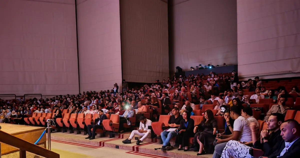 مهرجان المسرح الدولي يختتم دورته الثامنة عشرة بإعلان الفائزين بالجوائز