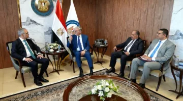بدوي يناقش مع “شلمبرجير” طرق دعم أنشطة الاستكشاف والإنتاج وتعزيز التعاون التكنولوجي.