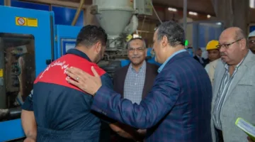 وزير الإنتاج الحربي يزور شركة أبي قير للصناعات الهندسية (المصنع 10)
