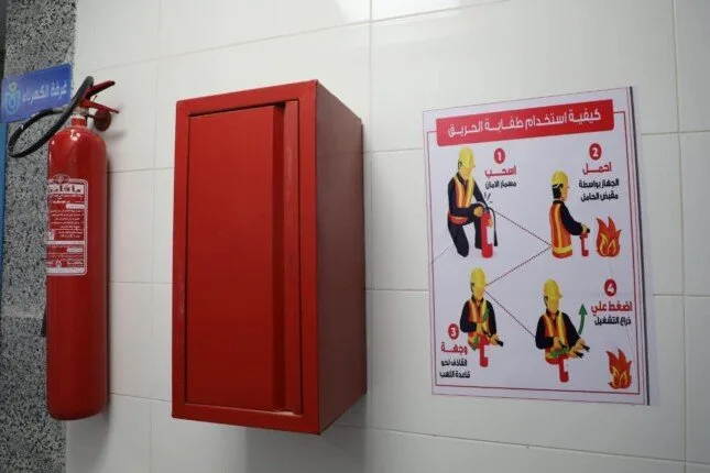 إنشاء لجنة ثلاثية جديدة لإجراء مراجعة كاملة لمتطلبات السلامة في محطات الوقود ومستودعات الغاز.