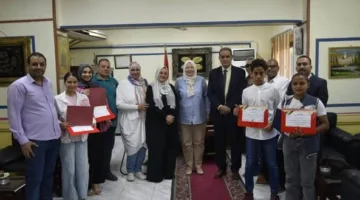 تقدير الطلاب المتميزين في مسابقات المواهب المصرية والمسابقة البيئية على مستوى البلاد