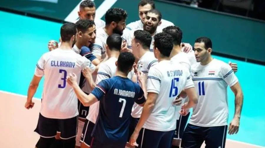 منتخب الرجال والسيدات للكرة الطائرة يشارك في دورة تحضيرية في سلوفينيا استعدادًا لكأس العالم منتخب الرجال والسيدات للكرة الطائرة يشارك في دورة تحضيرية في سلوفينيا استعدادًا لكأس العالم