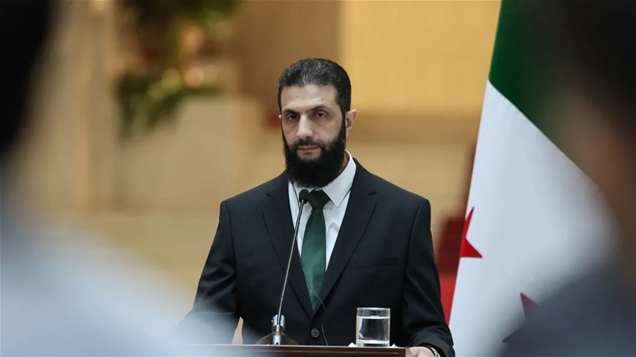 الرئاسة السورية تؤكد دعمها الكامل للتحقيق في جميع الأحداث في السويداء الرئاسة السورية تؤكد دعمها الكامل للتحقيق في جميع الأحداث في السويداء