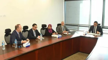 وزير الإسكان يستعرض التعاون والتنسيق بشأن مؤتمر ومعرض “سيتي سكيب مصر”