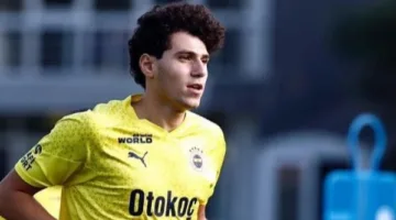 الزمالك يواصل خطواته نحو التعاقد مع اللاعب عمر فايد لتعزيز خط الدفاع.