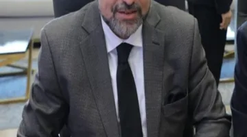 وزير التعليم العالي يعيد تعيين قيادات جديدة بالمستشفيات الجامعية