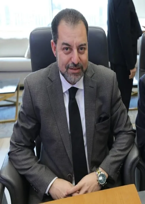 وزير التعليم العالي يعيد تعيين قيادات جديدة بالمستشفيات الجامعية وزير التعليم العالي يعيد تعيين قيادات جديدة بالمستشفيات الجامعية