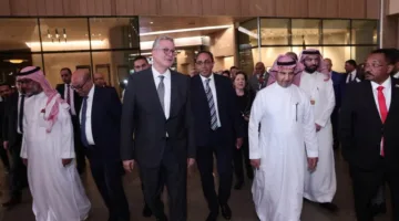 وزير البترول والثروة المعدنية يترأس جولة للزوار البارزين في المتحف المصري الكبير