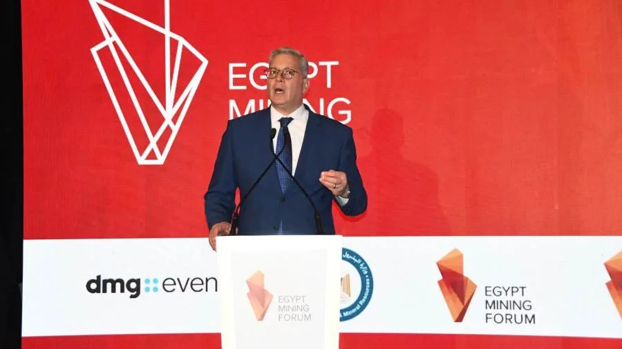 وزير البترول يبرز دور التكنولوجيا في تعزيز القدرات التعدينية وزير البترول يبرز دور التكنولوجيا في تعزيز القدرات التعدينية