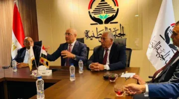 قادة حزب الجبهة الوطنية يتجمعون لمناقشة التحضيرات الأخيرة لانتخابات مجلس الشيوخ