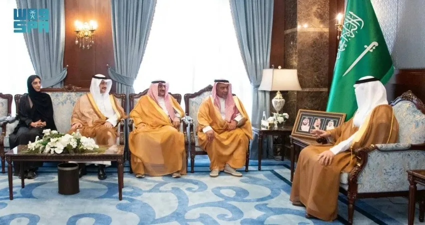محافظ الأحساء يقوم باستقبال نائب وزير الشؤون البلدية والإسكان