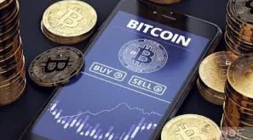 خبير مالي: البيتكوين الأكثر شهرة بين العملات الرقمية ويمنع التداول بها قانونياً في مصر