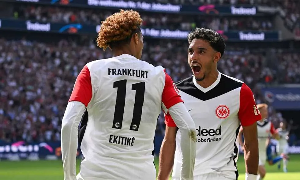 أثليتك: ليفربول يتفاوض مع فرانكفورت لانتقال إيكيتيكي أثليتك: ليفربول يتفاوض مع فرانكفورت لانتقال إيكيتيكي