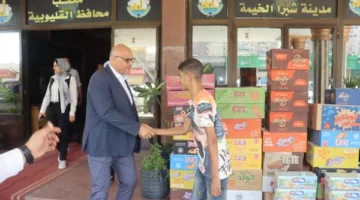 محافظ القليوبية يلبي طلب شاب ويدعمه بمشروع صغير