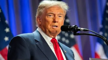 ترامب يشدد على عدم عزمه التخلص من رئيس مجلس الاحتياطي الفيدرالي