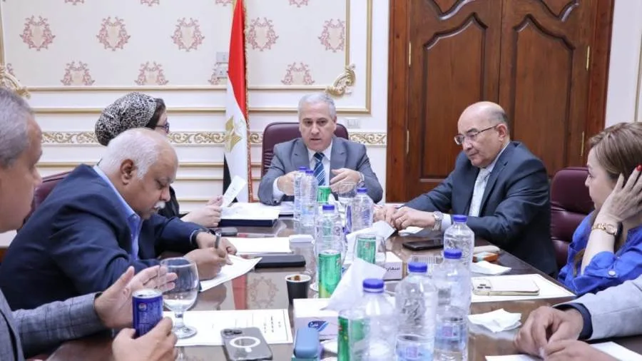 الهيئة الوطنية للصحافة” تعين رؤساء تحرير جدد لمؤسسات “الأهرام الرياضي” و”آخر ساعة” و”عقيدتي” و”بوابة روزاليوسف الهيئة الوطنية للصحافة” تعين رؤساء تحرير جدد لمؤسسات “الأهرام الرياضي” و”آخر ساعة” و”عقيدتي” و”بوابة روزاليوسف