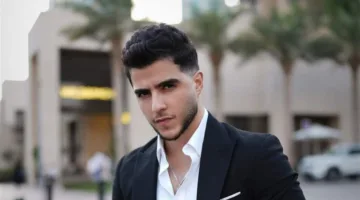 انس الشايب ينجو من الغارات الإسرائيلية في سوريا بعد تواجده في ساحة الأمويين قبل لحظات