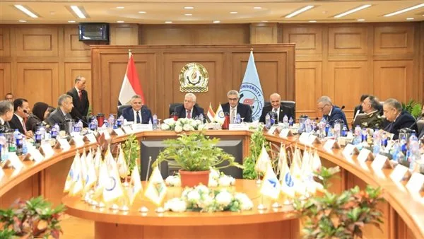 متى يبدأ العام الدراسي في المدارس والجامعات 2025؟.. الجدول الزمني الشامل من وزارة التعليم والمجلس الأعلى للجامعات. متى يبدأ العام الدراسي في المدارس والجامعات 2025؟.. الجدول الزمني الشامل من وزارة التعليم والمجلس الأعلى للجامعات.
