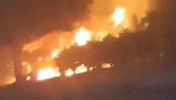 نشوب حريق كبير في مزارع النخيل بالخانكة.. والدفاع المدني يتدخل للسيطرة عليه