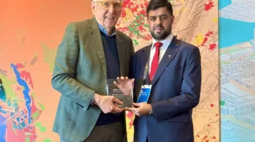 وزارة البلدية تحصل على جائزة التميز في نظم المعلومات الجغرافية من معهد إزري في الولايات المتحدة