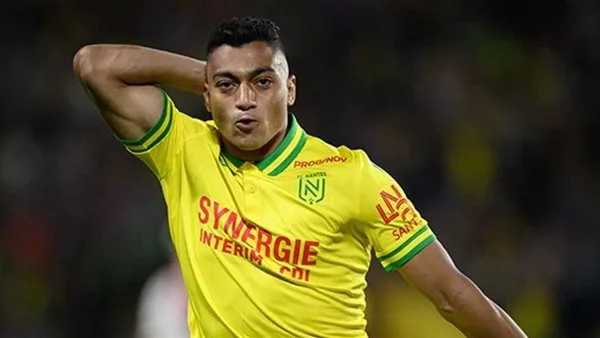 ناقد رياضي: وسام أبو علي تلقى 4 غرامات مالية من نادي الأهلي، وبيراميدز يتفاوض مع مصطفى محمد. ناقد رياضي: وسام أبو علي تلقى 4 غرامات مالية من نادي الأهلي، وبيراميدز يتفاوض مع مصطفى محمد.