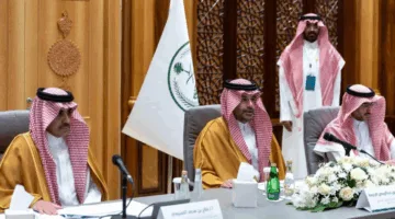 المهندس الربيعة يتولى رئاسة اجتماع مساعدة وكلاء إمارات المناطق في الشؤون التنموية