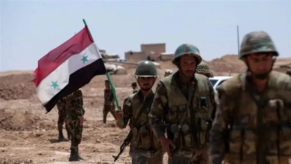 عاجل.. الجيش السوري يبدأ عملية انسحاب من السويداء (فيديو) عاجل.. الجيش السوري يبدأ عملية انسحاب من السويداء (فيديو)