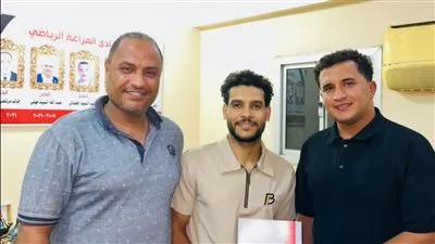 المراغة يتعاقد مع أحمد منصور، لاعب قوص، لمدّة موسمين. المراغة يتعاقد مع أحمد منصور، لاعب قوص، لمدّة موسمين.