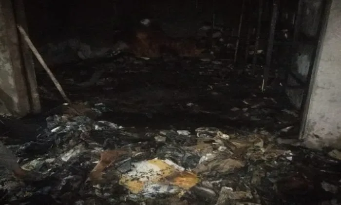 إخماد حريق في متجر للأحذية وآخر في محطة كهرباء بالشرقية دون وقوع إصابات